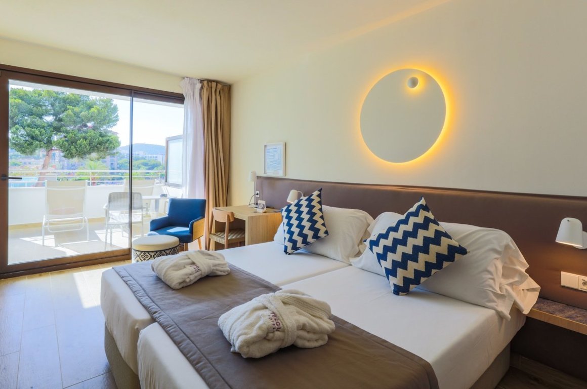 Double Terrace Room